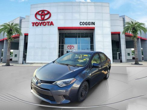 Used 2015 Toyota Corolla LE image 1