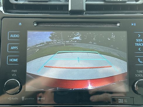 Used 2017 Toyota Prius Four Touring FWD image 25