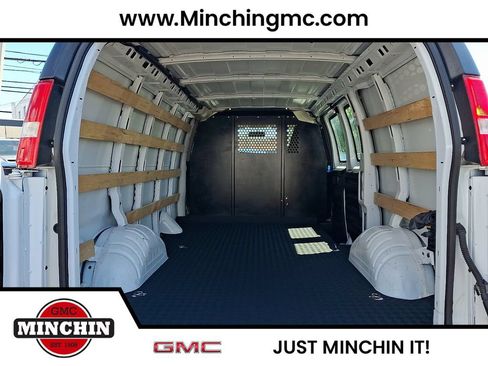 Used 2024 GMC Savana 2500 w/ Driver Convenience Package RWD image 25