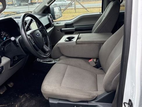 Used 2020 Ford F150 XLT w/ Equipment Group 302A Luxury image 2