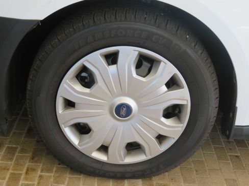 Used 2021 Ford Transit Connect XL image 7