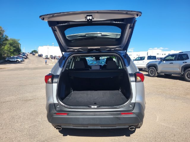 Used 2025 Toyota RAV4 XLE FWD image 26