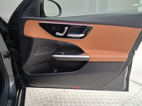 Used 2023 Mercedes-Benz C 300 Sedan image 33