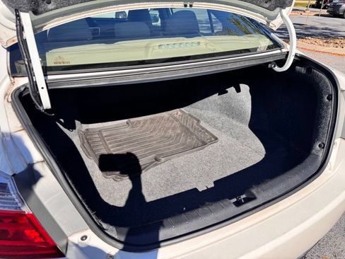 Used 2014 Honda Accord EX-L image 27