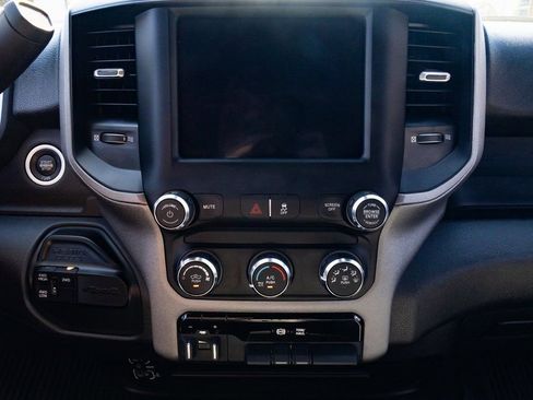 Used 2024 RAM 2500 Tradesman w/ Chrome Appearance Group AWD/4WD image 13