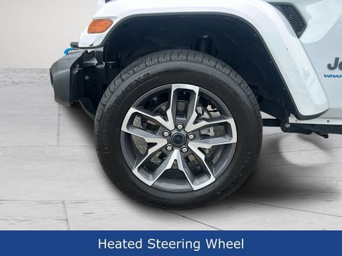 Used 2024 Jeep Wrangler Unlimited w/ Convenience Group AWD/4WD image 30
