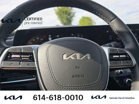 Certified 2025 Kia Telluride SX w/ SX Captain's Chair Package AWD/4WD image 22