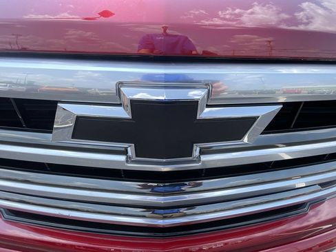 Certified 2024 Chevrolet Silverado 1500 High Country AWD/4WD image 32