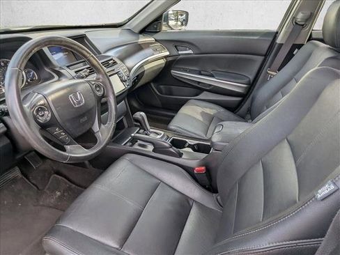 Used 2015 Honda Crosstour EX-L image 16