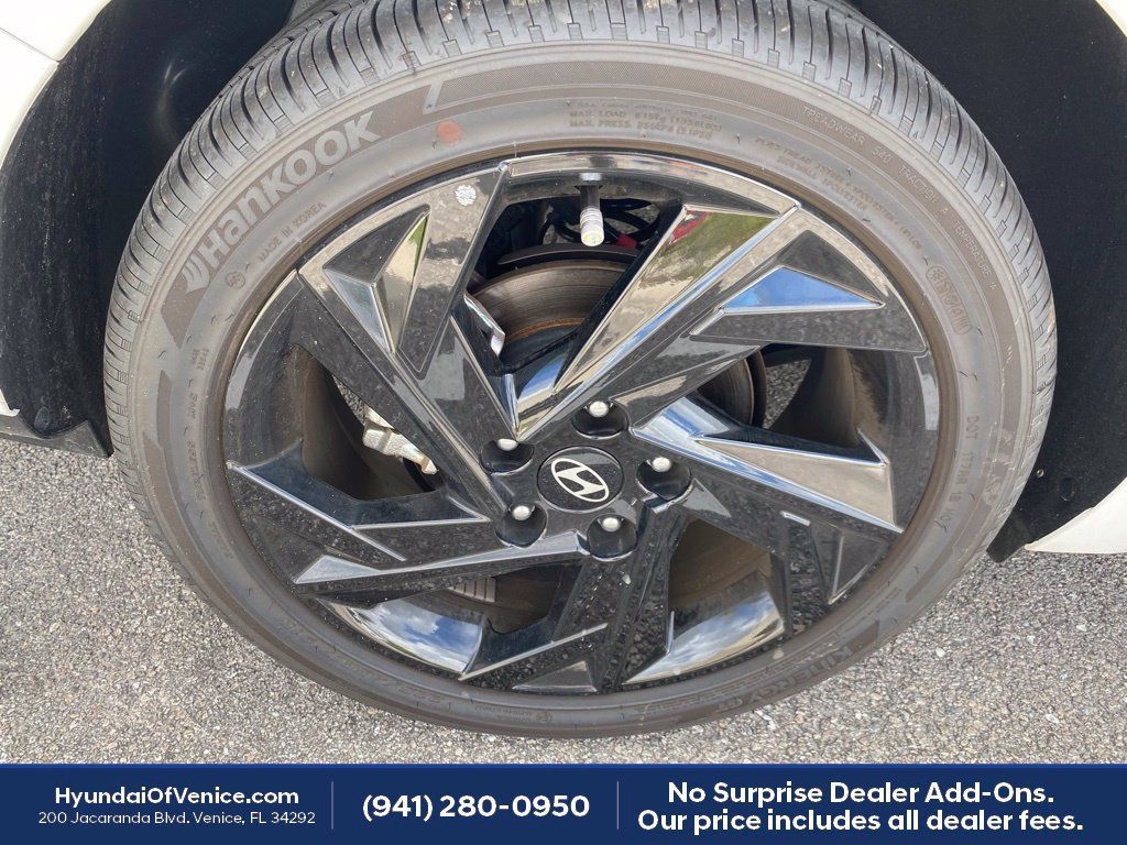 Certified 2026 Hyundai Elantra SEL Sport Premium FWD image 22