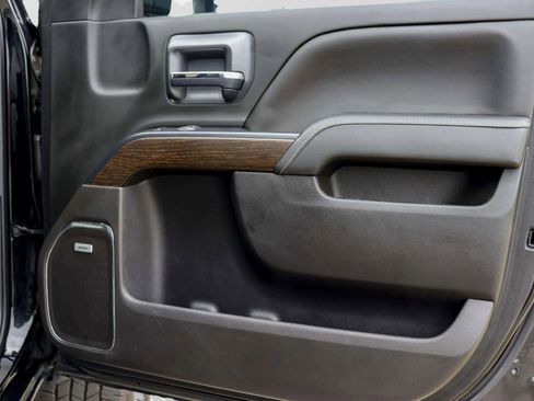 Used 2019 GMC Sierra 2500 Denali image 32