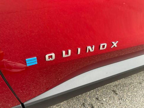 New 2026 Chevrolet Equinox EV LT image 31