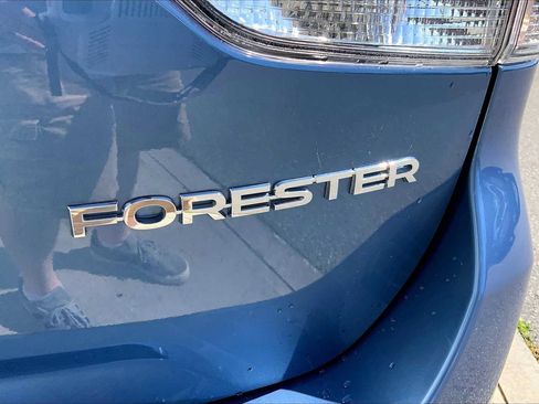 Certified 2024 Subaru Forester Premium AWD/4WD image 10