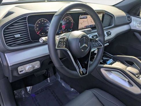 New 2026 Mercedes-Benz GLE 580 4MATIC image 9