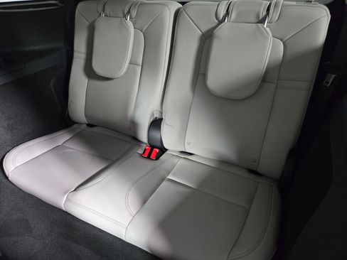 New 2026 Lincoln Aviator AWD image 15