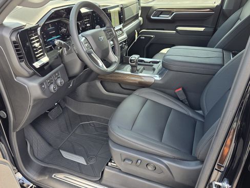 New 2026 Chevrolet Silverado 1500 RST AWD/4WD image 5