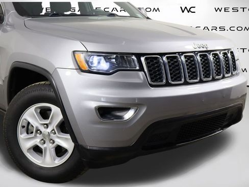 Used 2017 Jeep Grand Cherokee Laredo w/ Quick Order Package 23E image 45