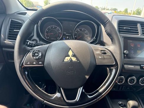 Used 2019 Mitsubishi Outlander Sport SE AWD/4WD image 11