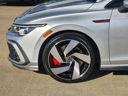 Used 2022 Volkswagen GTI SE image 8