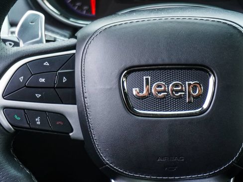 Used 2018 Jeep Grand Cherokee Trackhawk AWD/4WD image 13