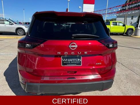 Certified 2025 Nissan Rogue SV image 11