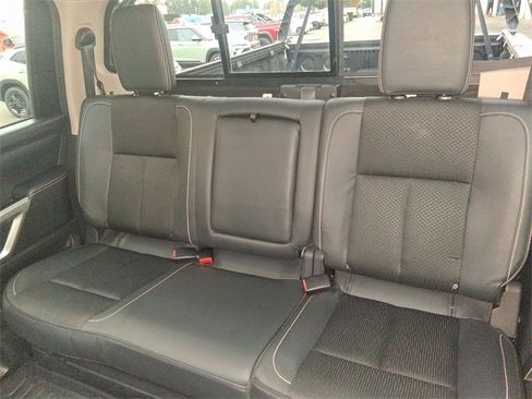 Used 2017 Nissan Titan PRO-4X image 13
