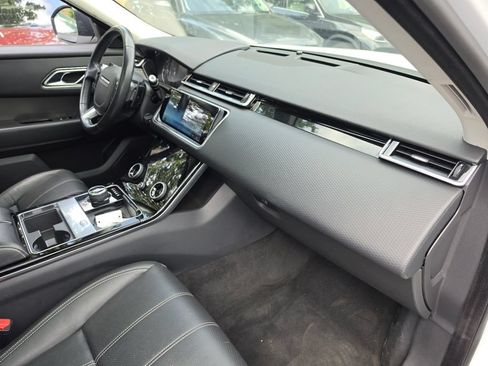 Used 2019 Land Rover Range Rover Velar S AWD/4WD image 23
