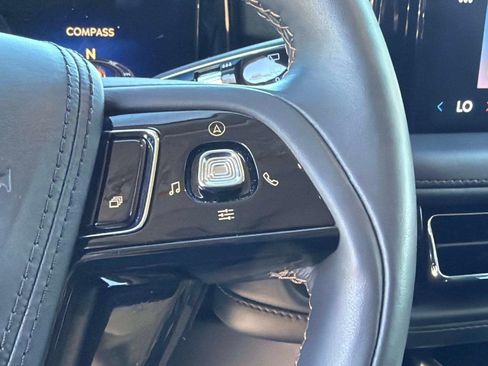Used 2025 Lincoln Aviator Reserve w/ Equipment Group 201A AWD/4WD image 54