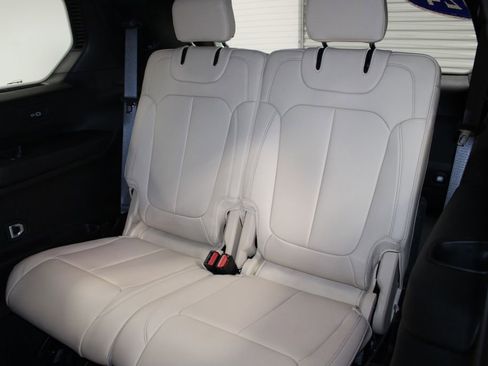 Used 2024 Jeep Grand Cherokee L Limited AWD/4WD image 26