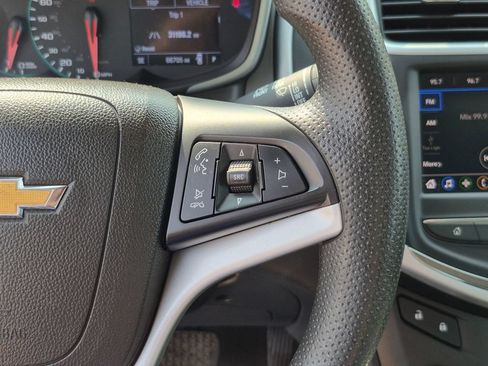 Used 2020 Chevrolet Sonic LT FWD image 21