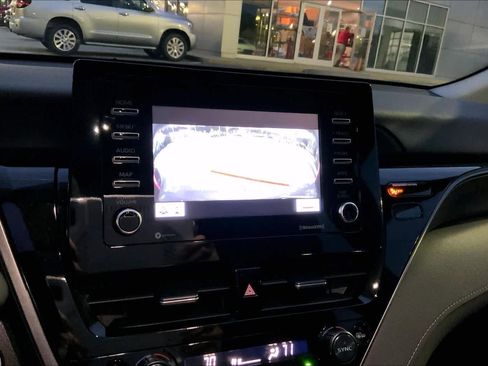 Used 2024 Toyota Camry LE w/ Convenience Package FWD image 29