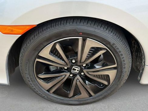Used 2017 Honda Civic EX image 12