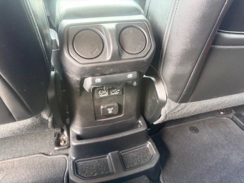 Used 2020 Jeep Wrangler Unlimited Sahara w/ Dual Top Group AWD/4WD image 41