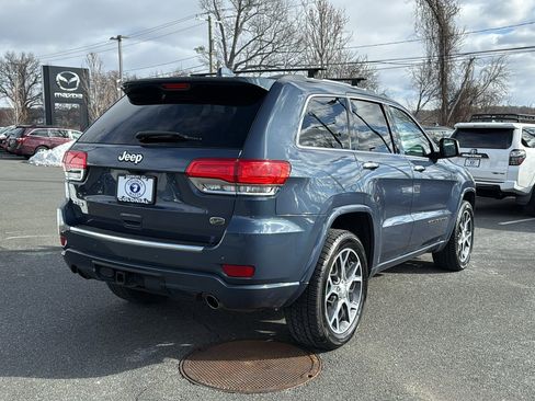 Used 2019 Jeep Grand Cherokee Overland image 3