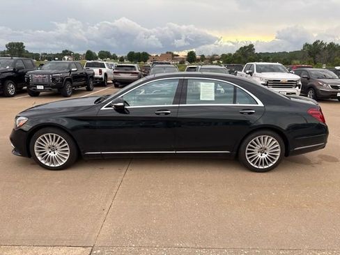 Used 2019 Mercedes-Benz S 560 4MATIC Sedan image 6