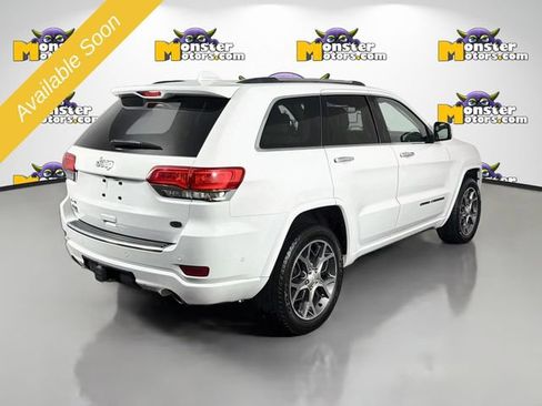 Used 2019 Jeep Grand Cherokee Overland w/ Jeep Active Safety Group AWD/4WD image 5