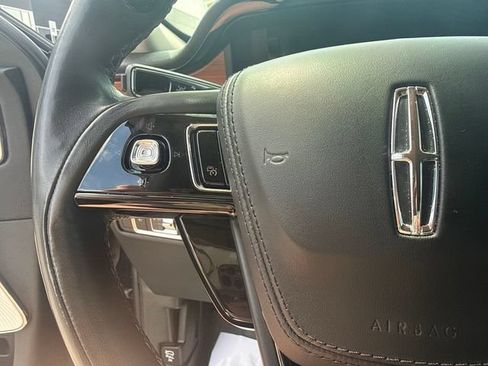 Used 2024 Lincoln Aviator Reserve w/ Equipment Group 201A AWD/4WD image 17