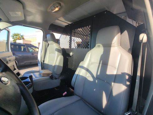 Used 2014 Ford E-150 and Econoline 150 image 20