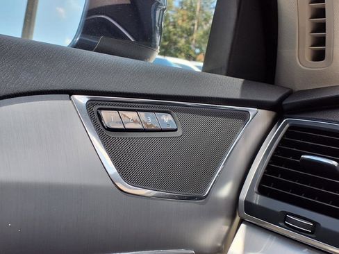 Certified 2024 Volvo XC90 B5 Core w/ Protection Package Premier image 32