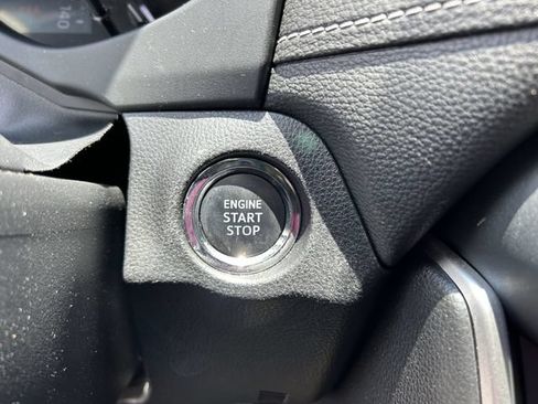 Used 2019 Toyota RAV4 Limited w/ Cold Weather Package FWD image 32