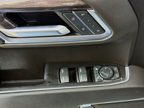 Used 2024 Chevrolet Silverado 1500 LTZ image 27