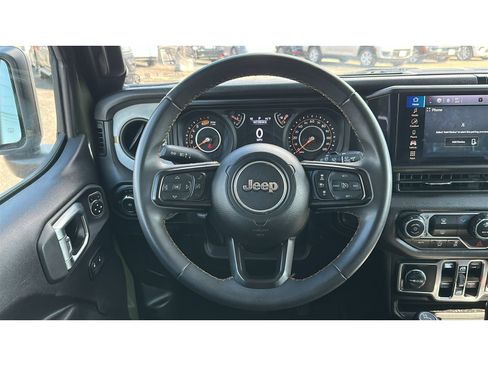 Used 2024 Jeep Wrangler Unlimited Sport AWD/4WD image 22