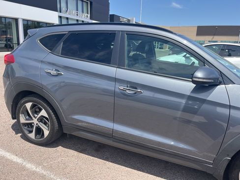 Used 2016 Hyundai Tucson Limited w/ Option Group 03 AWD/4WD image 6