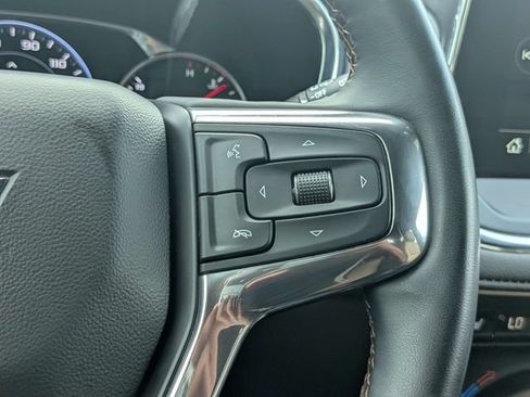 Used 2023 Chevrolet Blazer Premier FWD image 26
