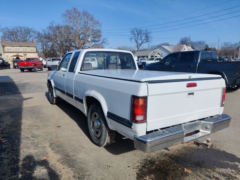 Used 1995 Dodge Dakota Sport image 11