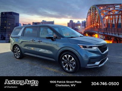 Used 2022 Kia Carnival EX