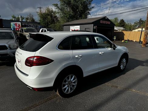 Used 2013 Porsche Cayenne AWD/4WD image 8