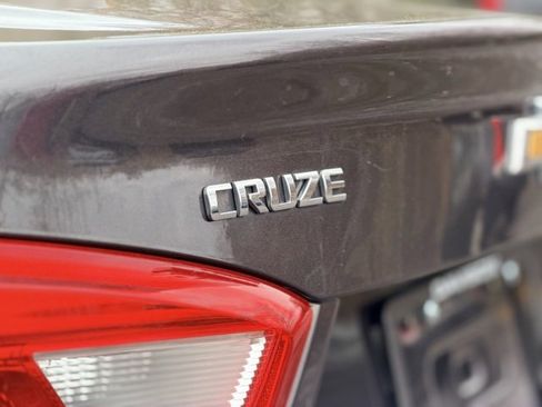 Used 2016 Chevrolet Cruze LT w/ Convenience Package image 26