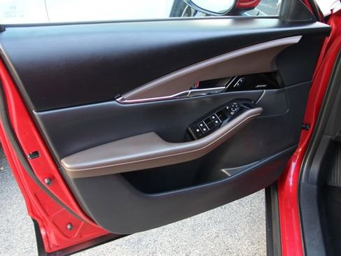 Used 2024 MAZDA CX-30 AWD 2.5 S w/ Premium Package image 14