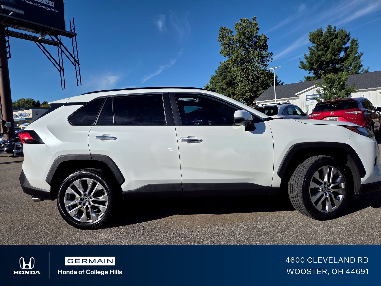 Used 2023 Toyota RAV4 Limited w/ Limited Grade Weather Package FWD image 17